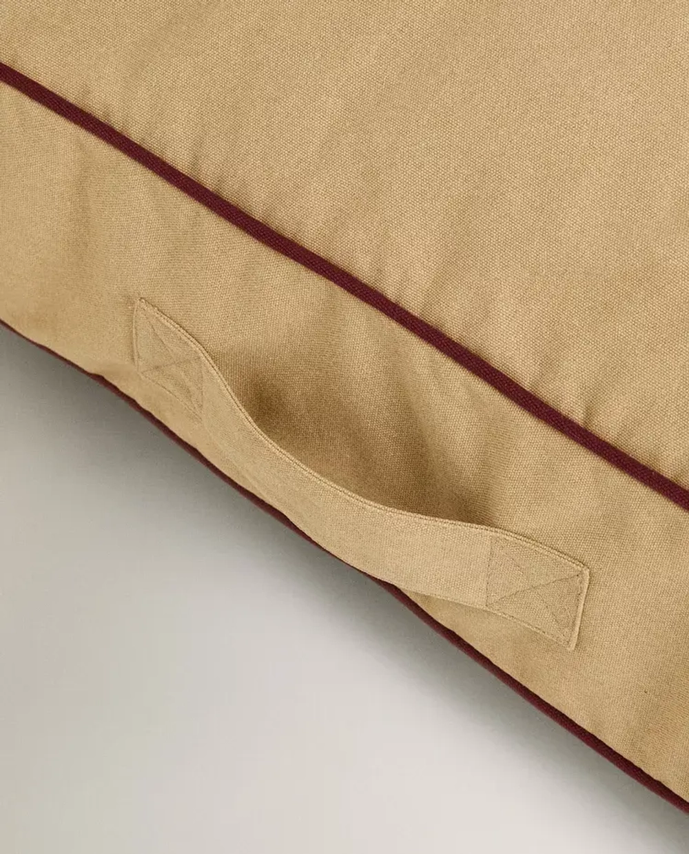 ZARA HOME ПОДУШКА ДЛЯ ДОМАШНИХ ЖИВОТНЫХ С ОКАНТОВКОЙ, БЕЖЕВЫЙ