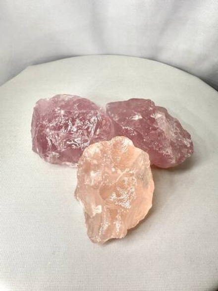 Необработанный Розовый Кварц