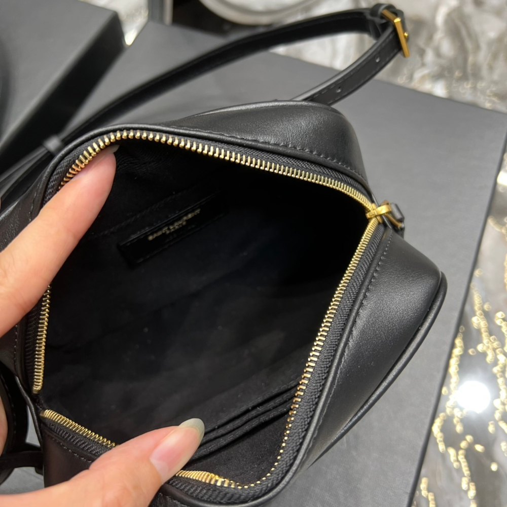 Saint Laurent Lou Belt Bag