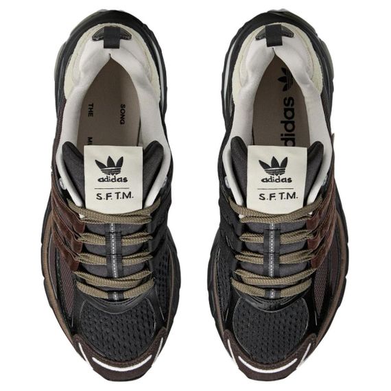 Подушка adidas originals ADISTAR - универсальный аксессуар для Верхнекоричнево-зеленого Унисекса