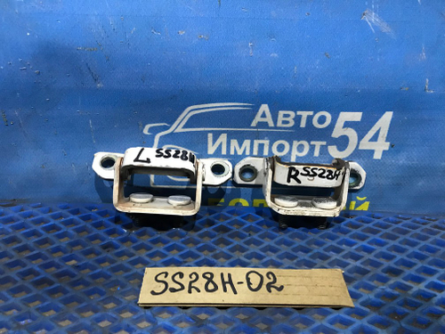 Петля багажника MAZDA BONGO 1998
