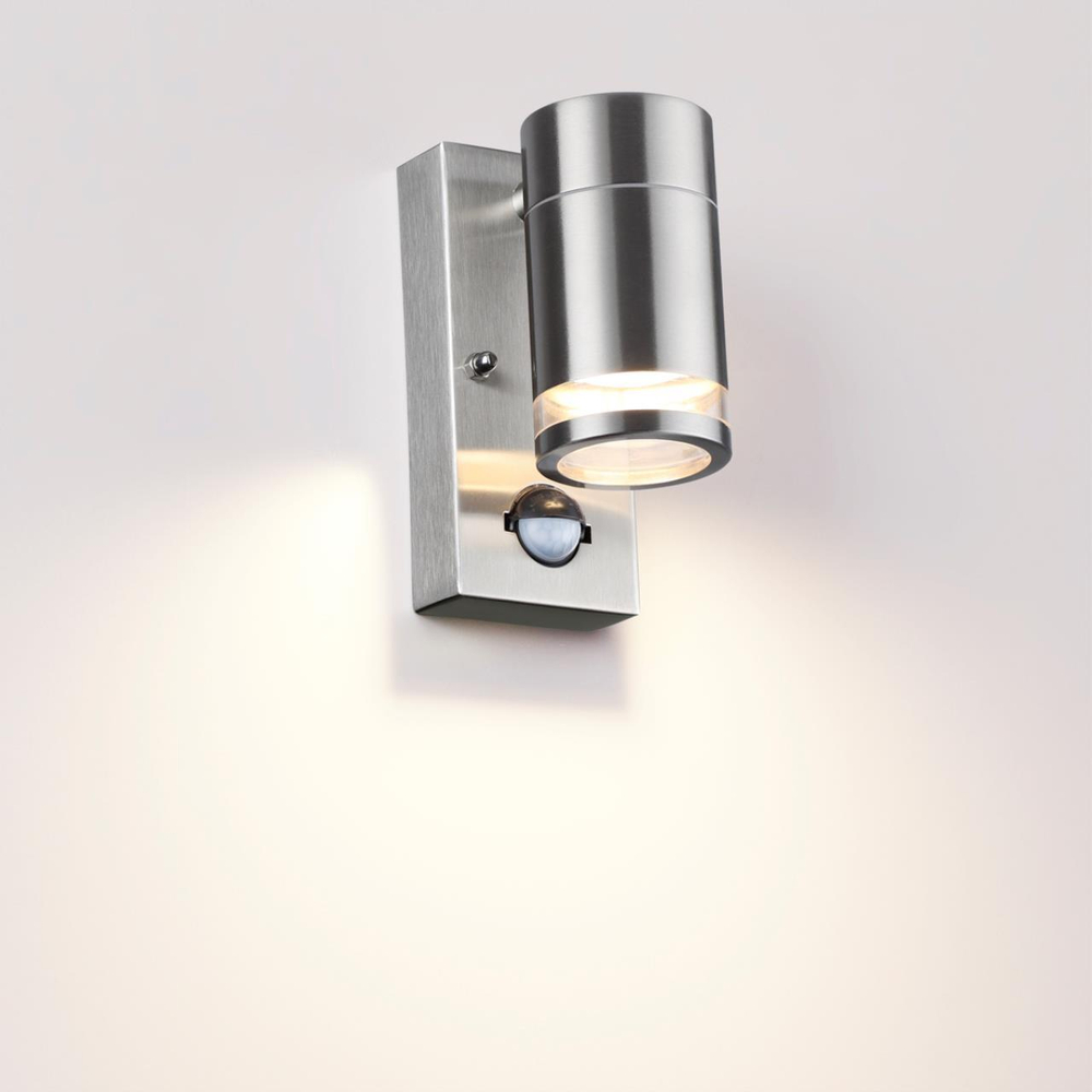 Уличный настенный светильник Odeon Light 6604/1W
