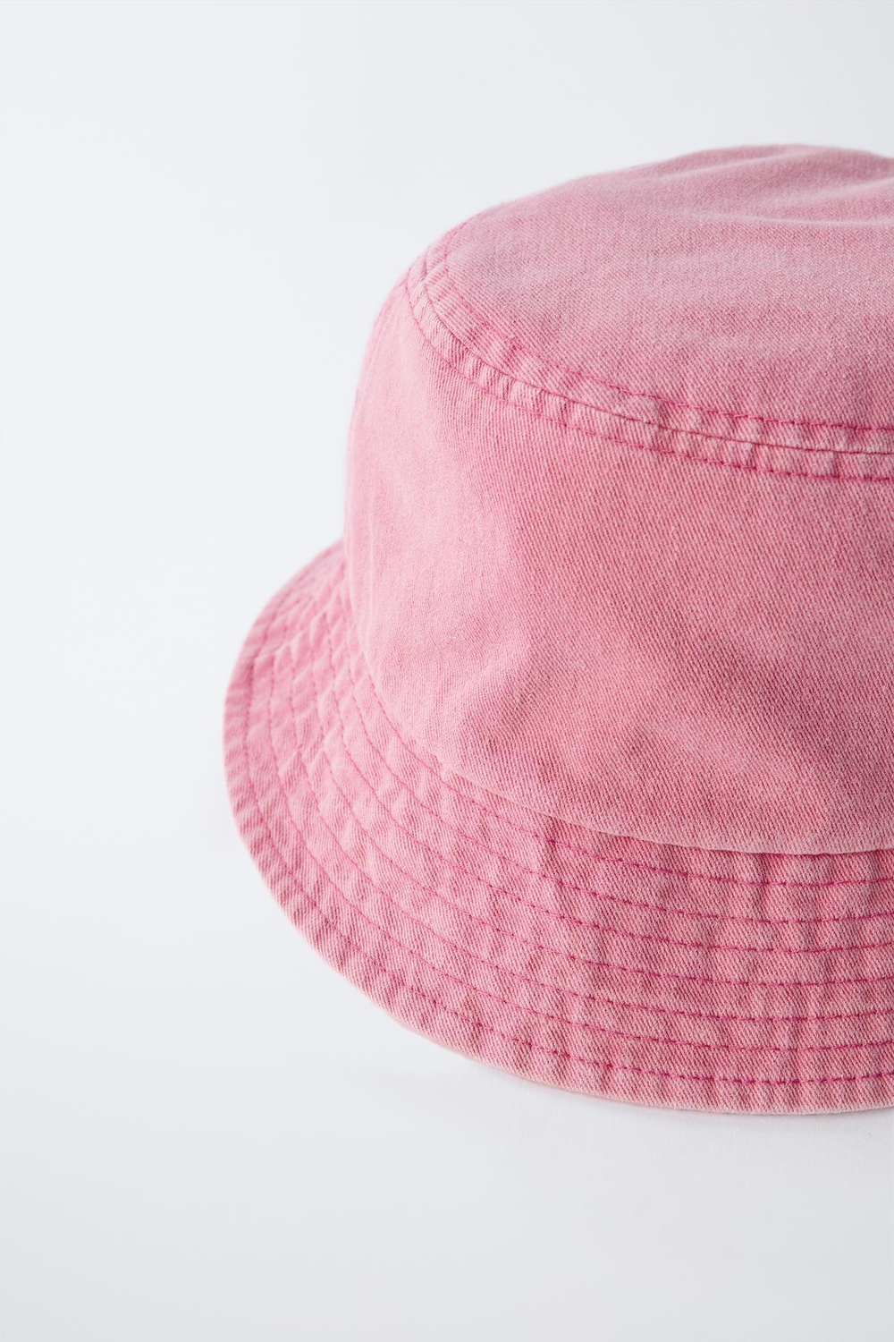 ZARA ПАНАМА С ЭФФЕКТОМ ПОТЕРТОСТИ, РОЗОВЫЙ