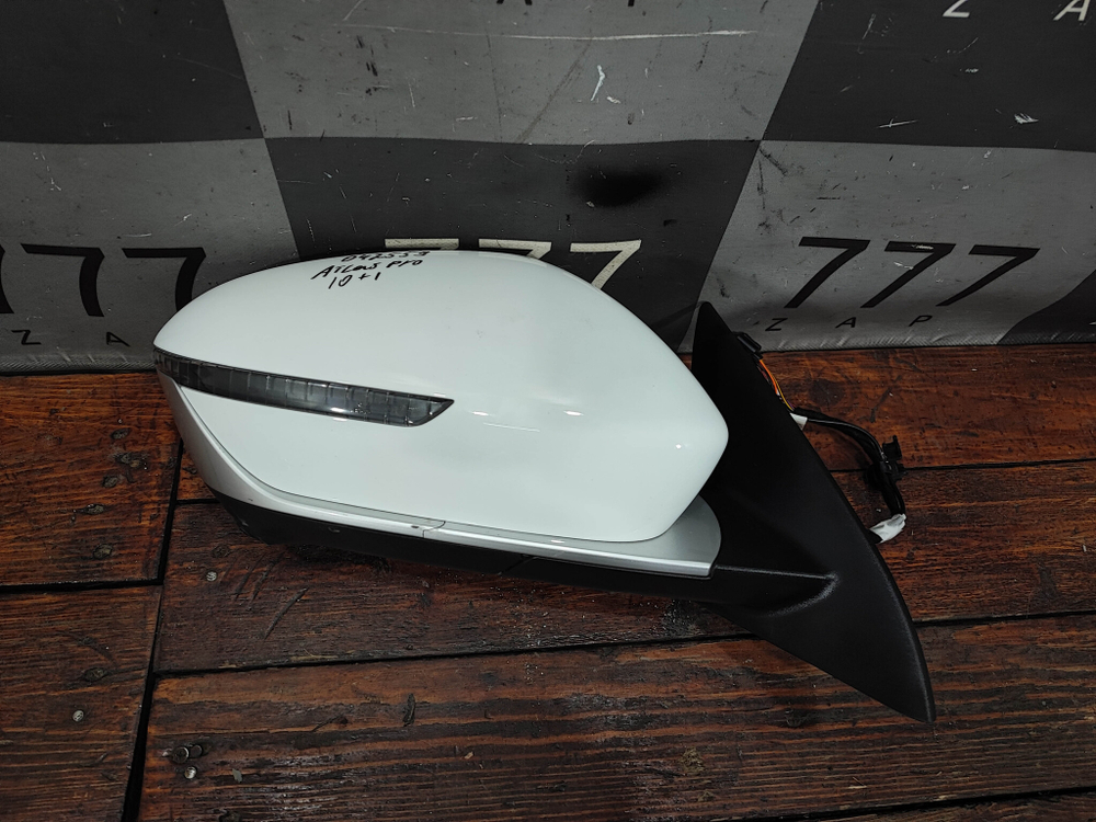 Зеркало правое 10 + 1 pin Geely Atlas Pro 21-нв Б/У Оригинал 57800000604A