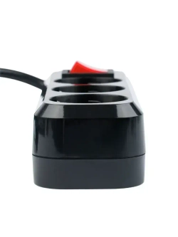 Сетевой фильтр Гарнизон с базовой защитой с заземлением с выключателем 3 розетки, 16А, 10 метров черный EPB-G3-16-B-10