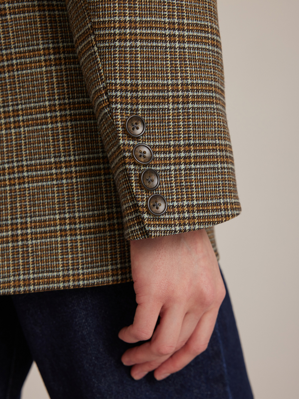 Жакет однобортный  из итальянского твида зеленый