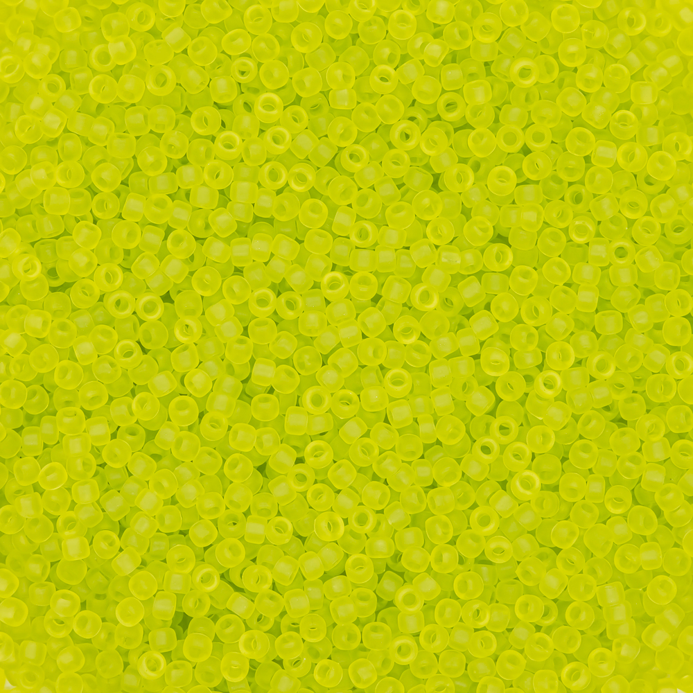 Японский бисер TOHO Round 15/0 (№4F), прозрачный матовый