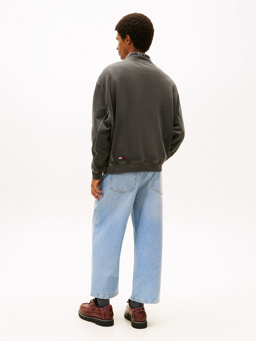 Свитшот Tommy Jeans Garment-Dyed Washed Black