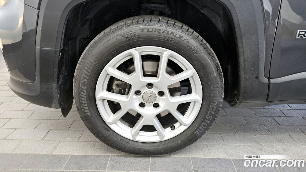 Jeep Renegade 2.4 론지튜드 (04.2022)