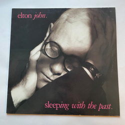Винтажная виниловая пластинка LP Elton John Sleeping With The Past (Нидерланды 1989)
