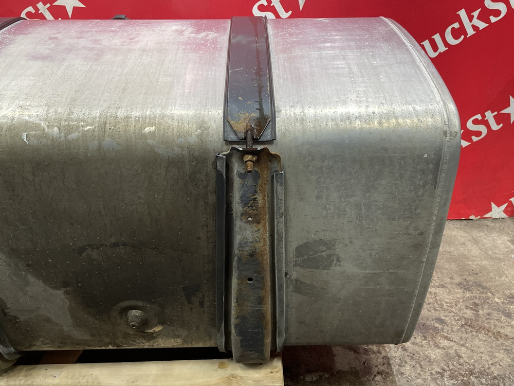 Бак топливный 650L 2018г.