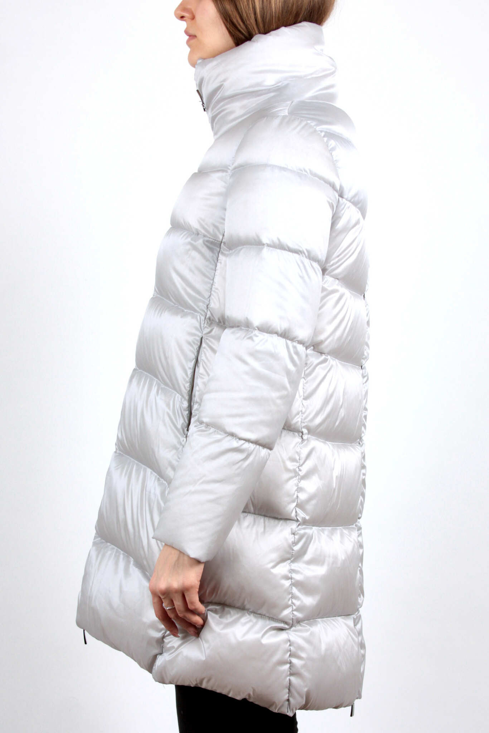 Пуховик жен BLANCHETT GOOSE 324/400 серебристый, спина молния