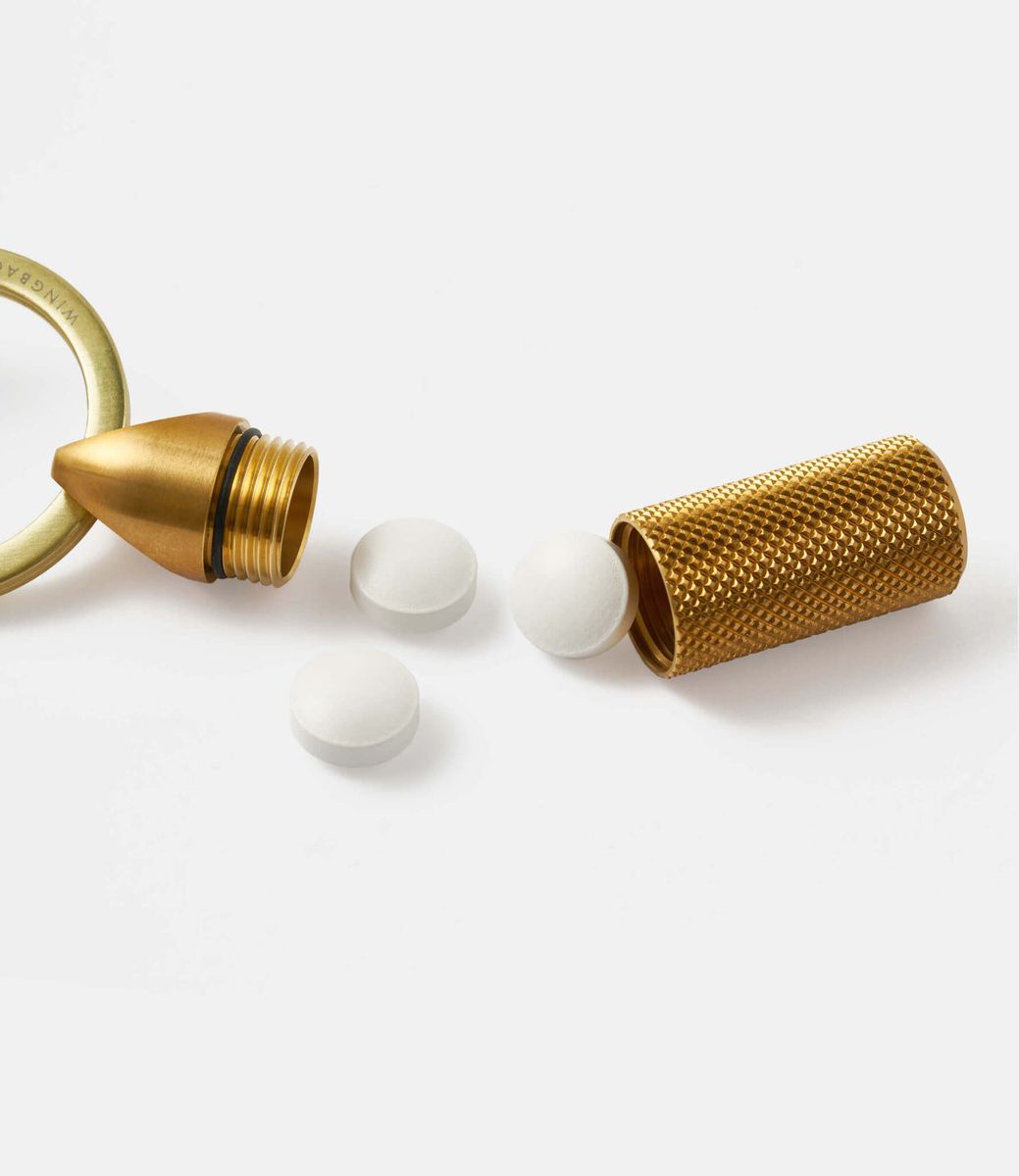 Wingback Key Cache Brass — ключница с тайником