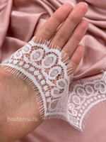 белое кружево шантильи