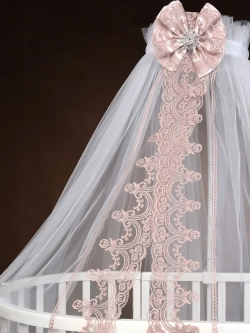 Балдахин с кружевом и брошью "Версаль"