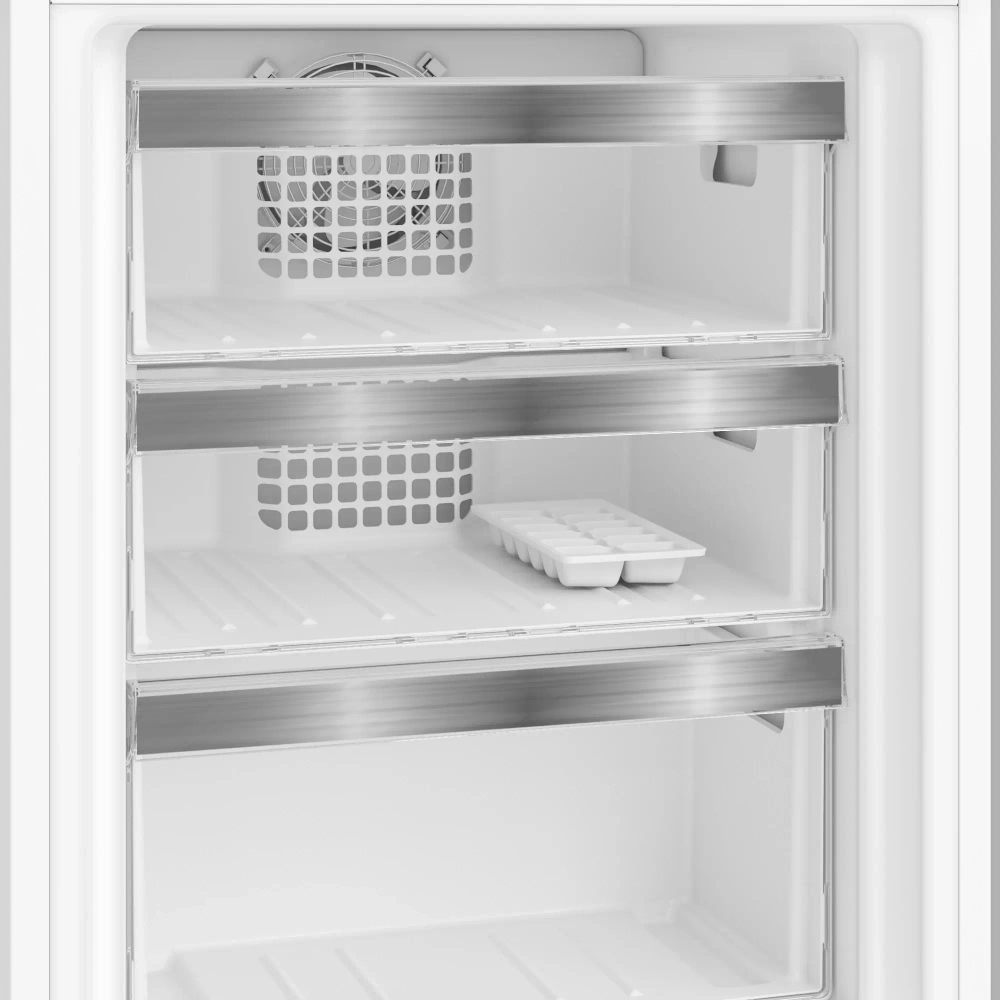 Встраиваемый холодильник Hotpoint HBH 20