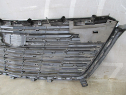 Решетка радиатора Cadillac XT5 16-21 Б/У  84107964
