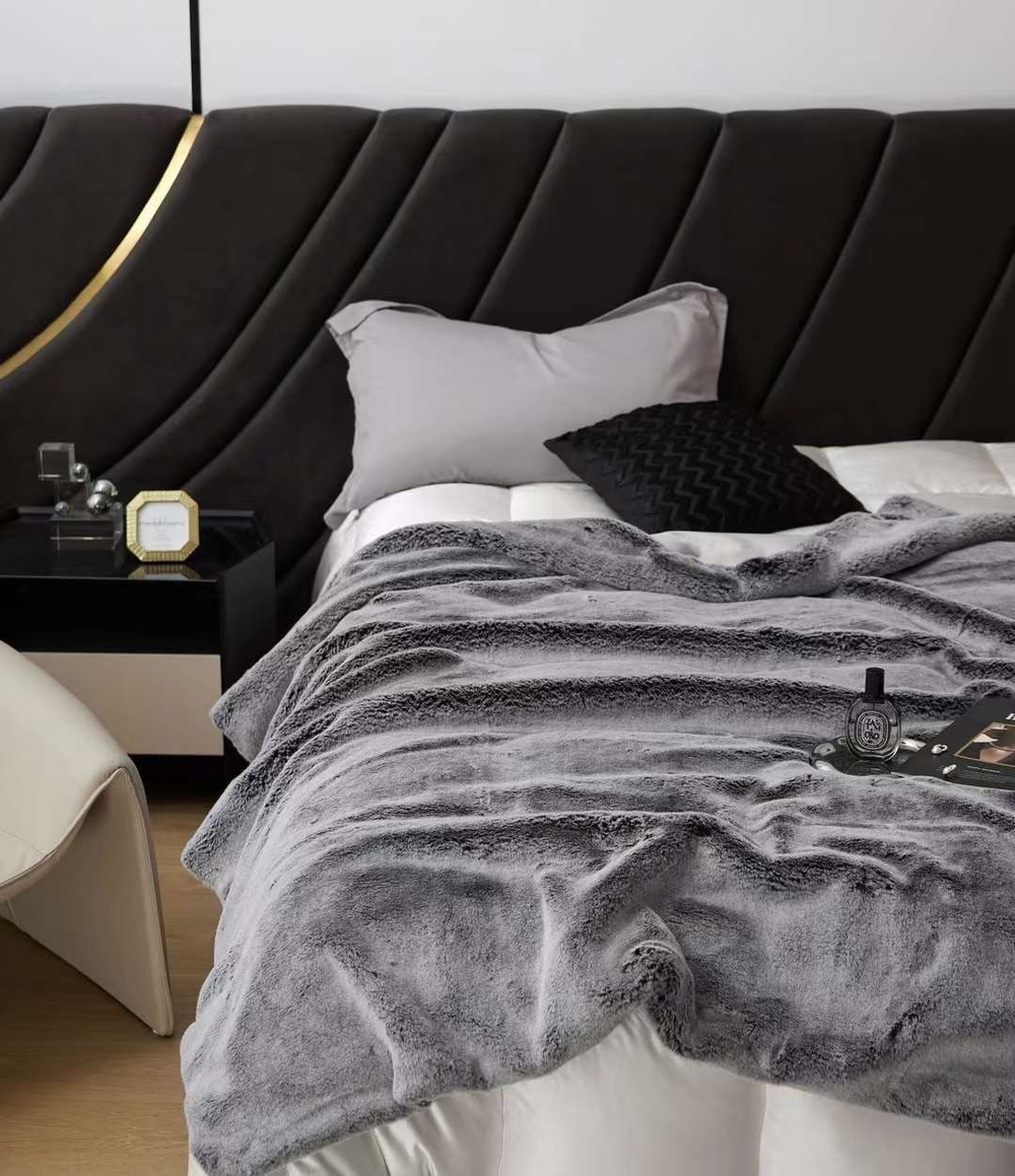 Плед из искусственного меха La Perla 150x200