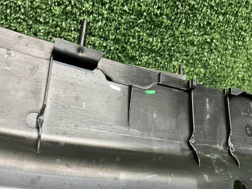 Воздуховод радиатора Porsche Macan 95b (2021-н.в.)