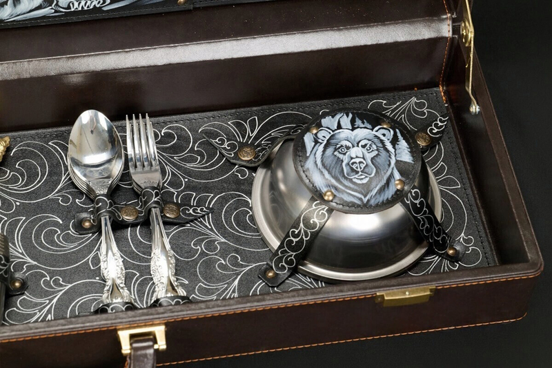 Подарочный набор для пикника в кейсе «Престиж 6»