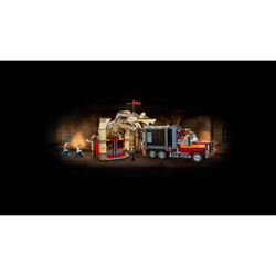 Конструктор LEGO Jurassic World - Побег тираннозавра Рекса и атроцираптора 76948