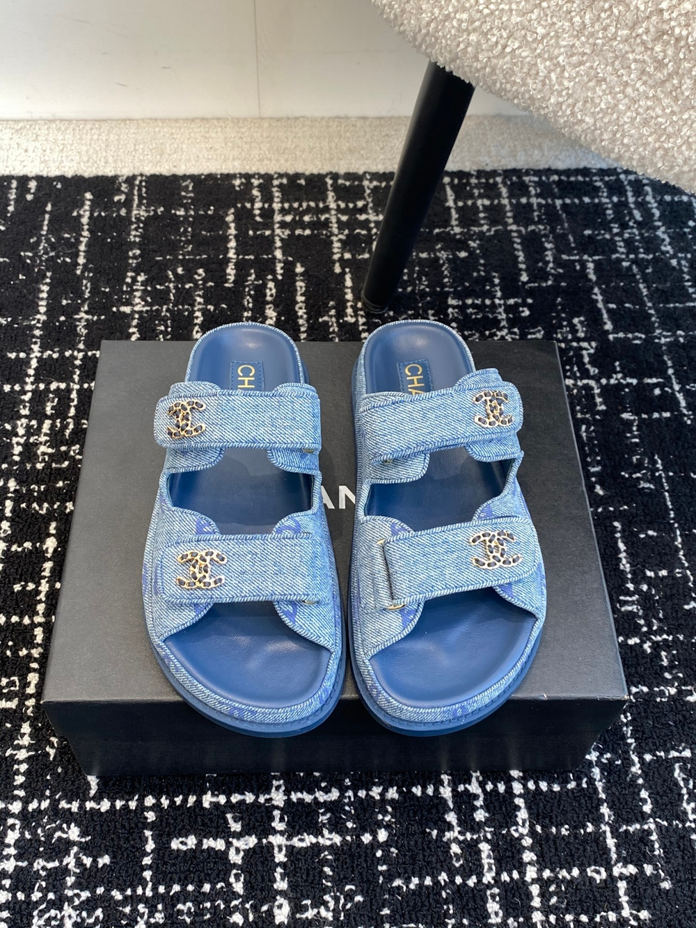 Chanel Slide