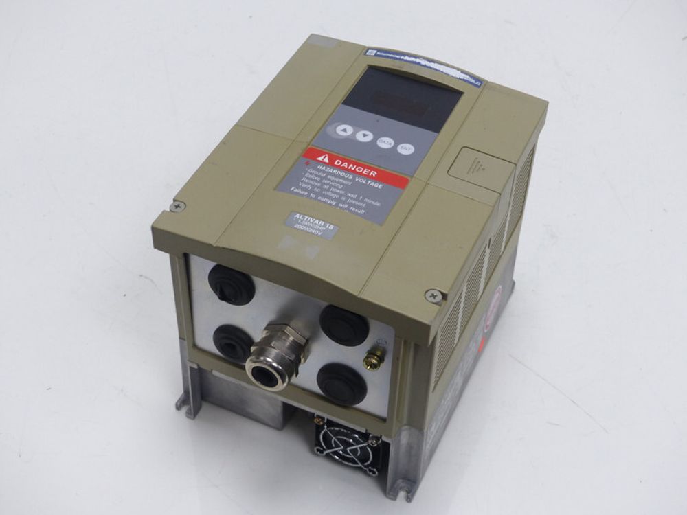 Schneider Electric ATV18U29M2