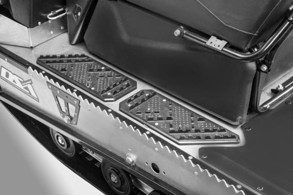 Снегоход СТЕЛС Мороз 600L CVTech (Канадский вариатор)