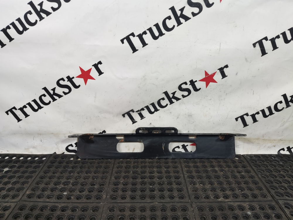 Крепление запасного колеса 2017г.