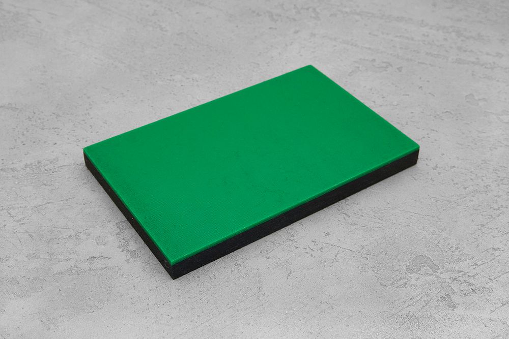 Микарта, плашка 130x80x8(+)мм, с зелёным спейсером 1,5мм