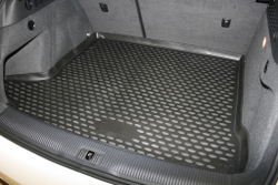 Коврик в багажник для AUDI Q3, 2011-, кроссовер, 1 шт. (полиуретан) арт.CARAUD00002