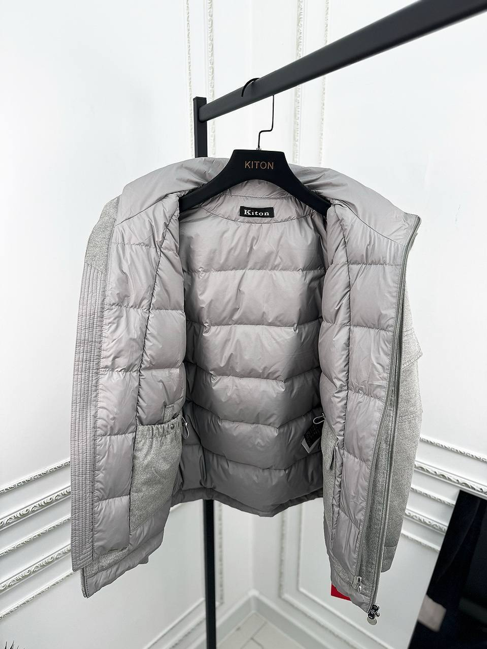 Пуховик Kiton