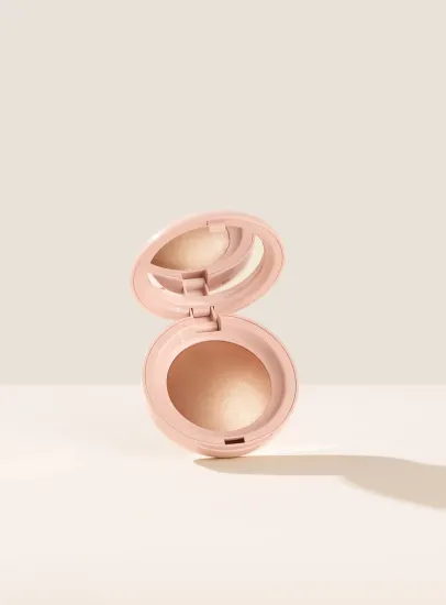 RARE BEAUTY Positive Light Silky Touch Highlighter