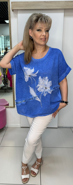 Итальянская туника с пайетками и белыми цветочками