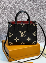 Черная сумка Louis Vuitton Onthego PM с узором монограм