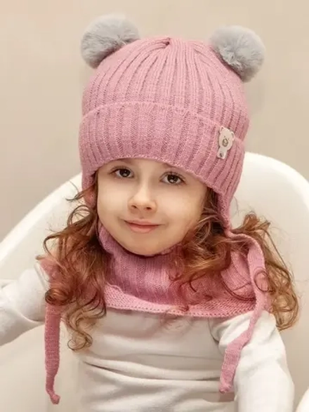 Шапка для девочки зимняя вязаная и снуд
