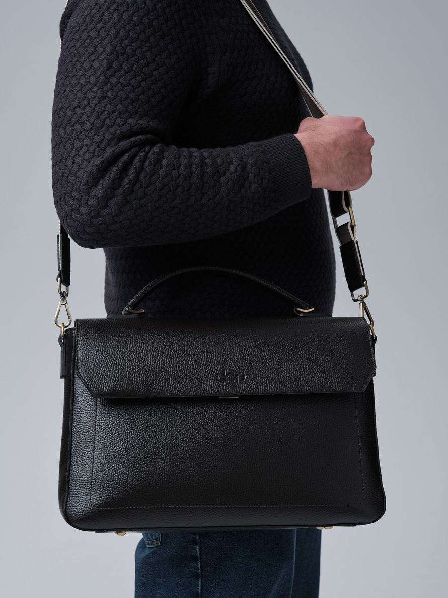 Мужская кожаная сумка Levi DBR 7115 темно-коричневый