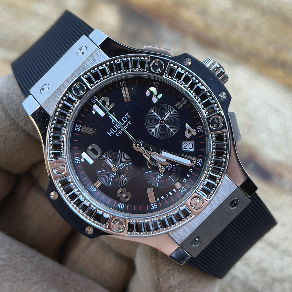 Часы Hublot