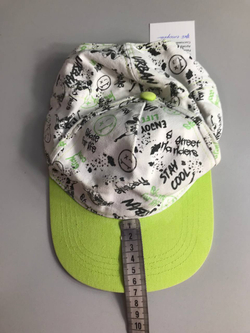 Кепка яркая