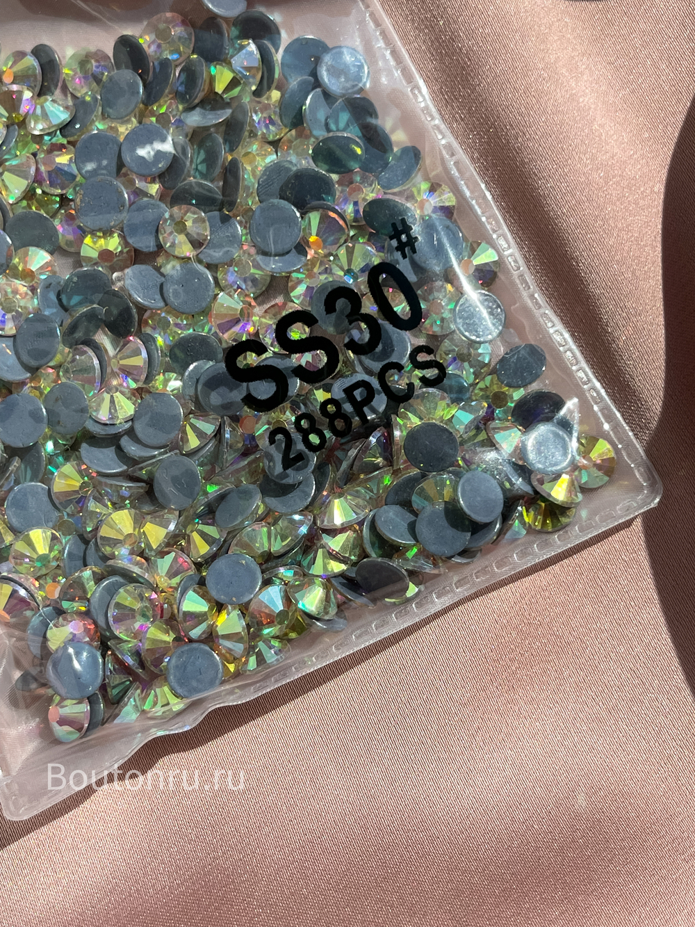 Стразы термоклеевые хамелеон (CRYSTAL AB)