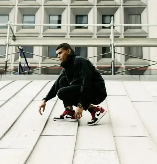 Наручные часы Casio GA-710GB-1AER