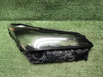 Стекло фары правое Lexus NX 1 (2014-2017) Full LED