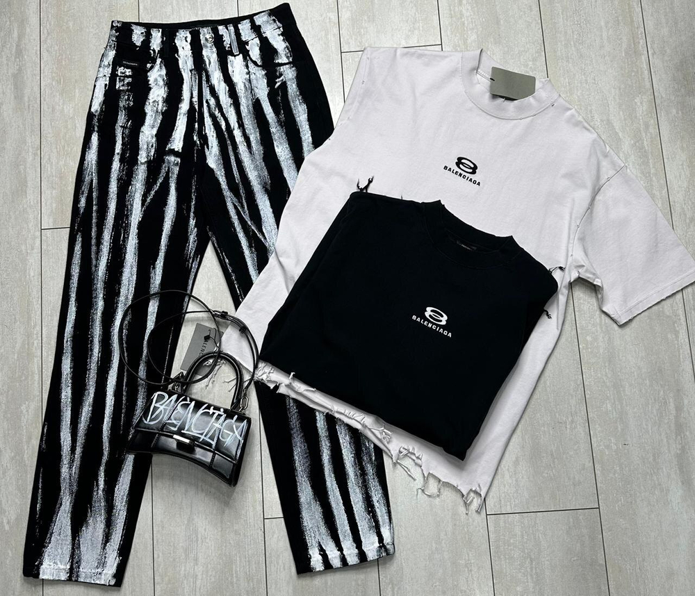 Футболка Balenciaga, арт. 696286