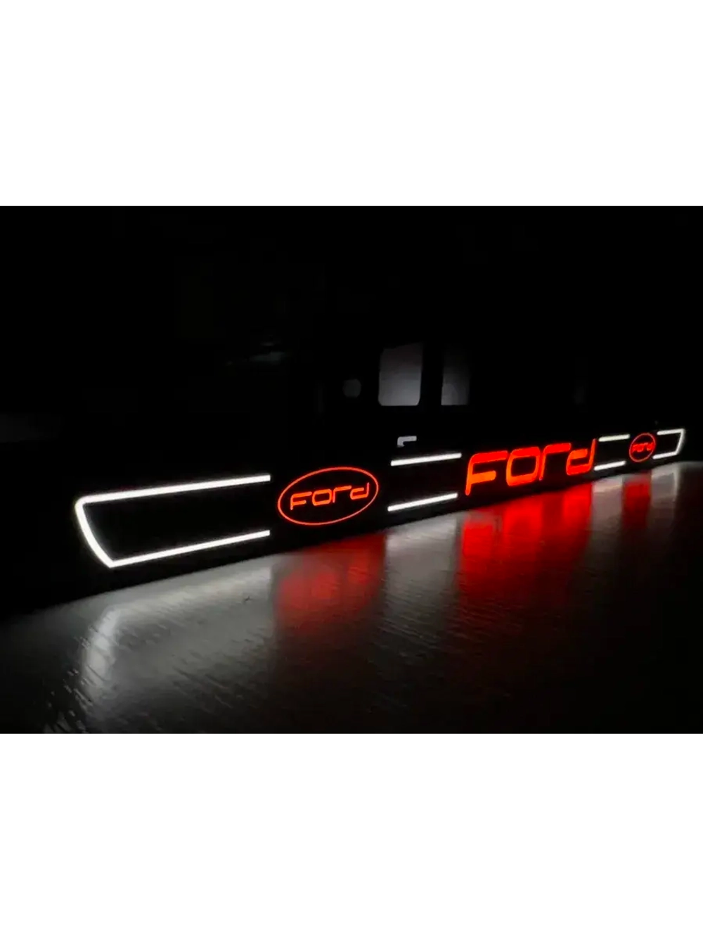 LED рамка. R.LOGO 2.0 FORD.
