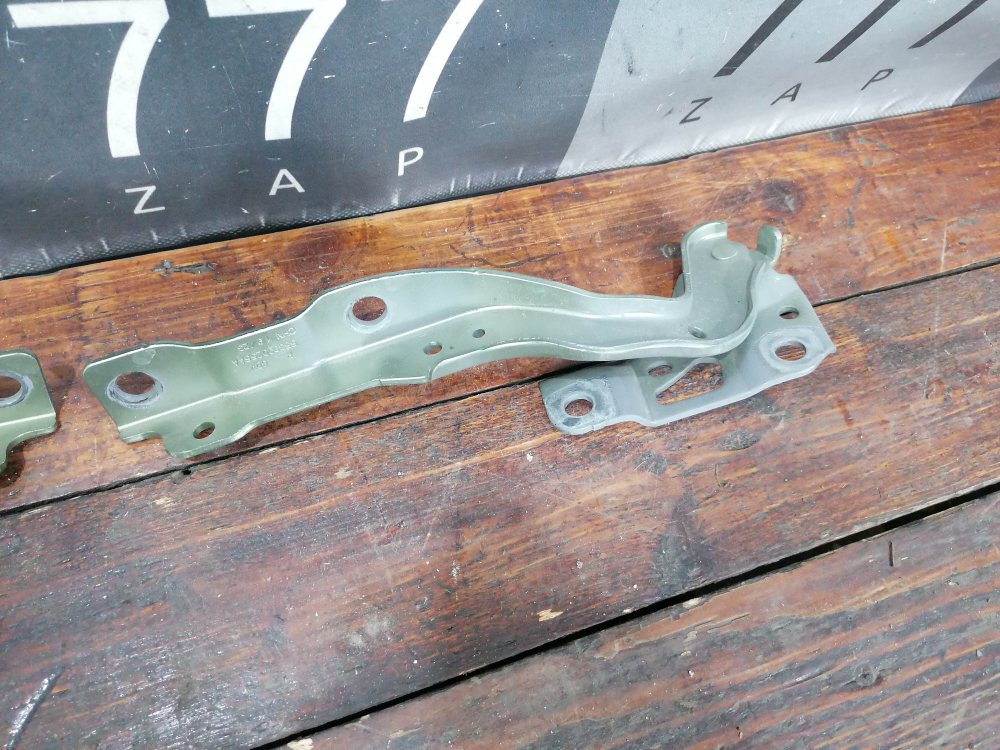 Петли капота комплект Exeed RX 23-нв Б/У Оригинал 553000254AADYJ