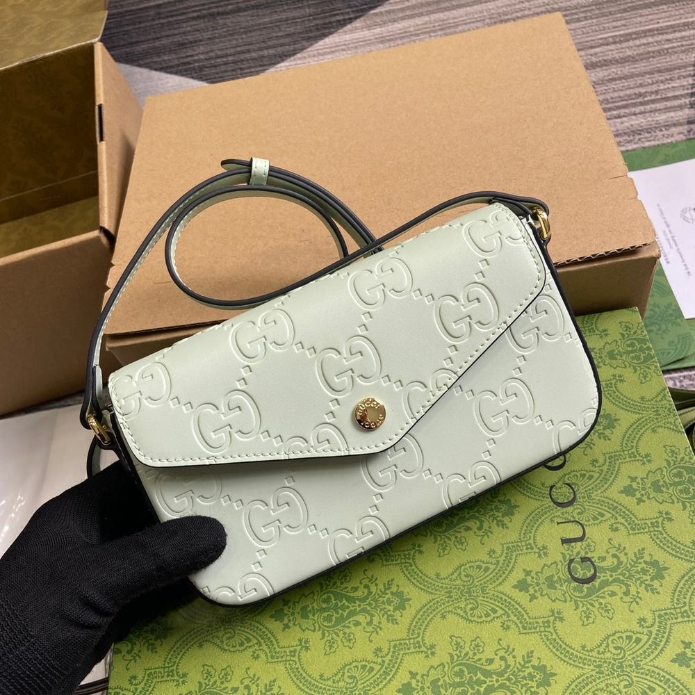 Gucci GG Super Mini Shoulder Bag 21 cm