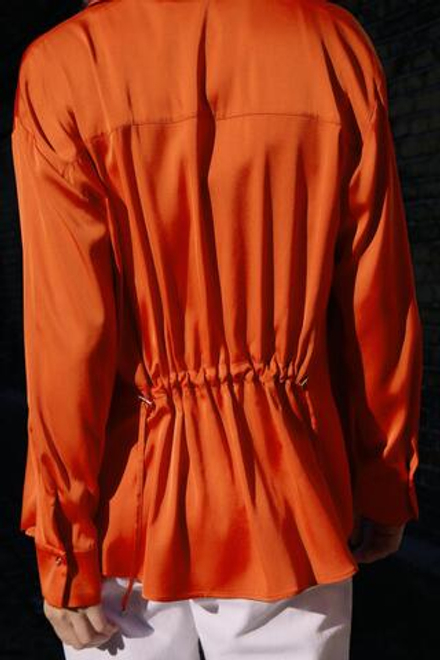 ZARA РУБАШКА ИЗ СТРУЯЩЕГОСЯ АТЛАСА, ОРАНЖЕВЫЙ