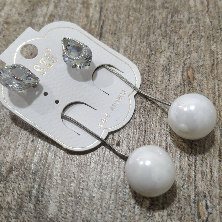 Серьги-гвоздики Кристалл стразы с висячим шариком на жгуте цвет серый металл серебристый