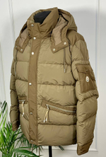 Пуховик Moncler