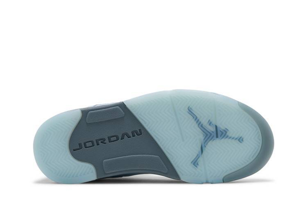 Кроссовки Jordan Air Jordan 5 Retro "Bluebird" (Женская размерная сетка)